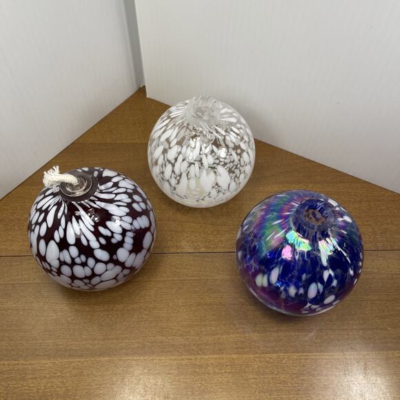 Pottery Barn Oil Diffuser Glass Ball Confetti Design Hand Blown Orb Set Of 3 - Picture 2 of 13